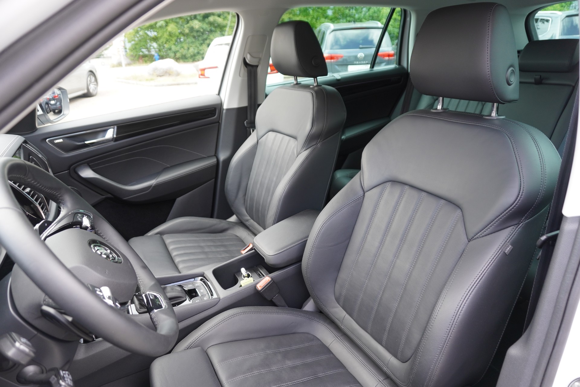 SKODA Kodiaq 2.0 TDI CR L&K 4x4 DSG-image-11