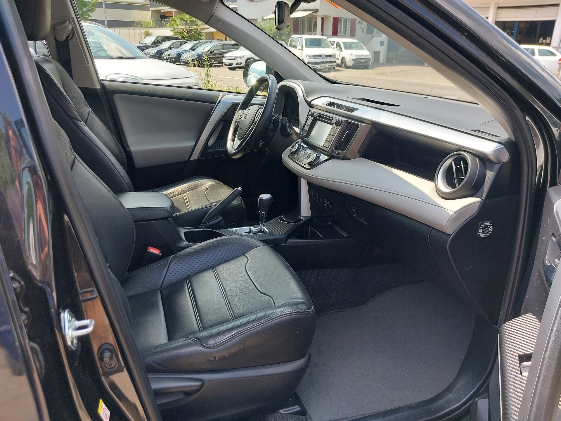TOYOTA RAV-4 2.0 Sol Multidrive S-image-5