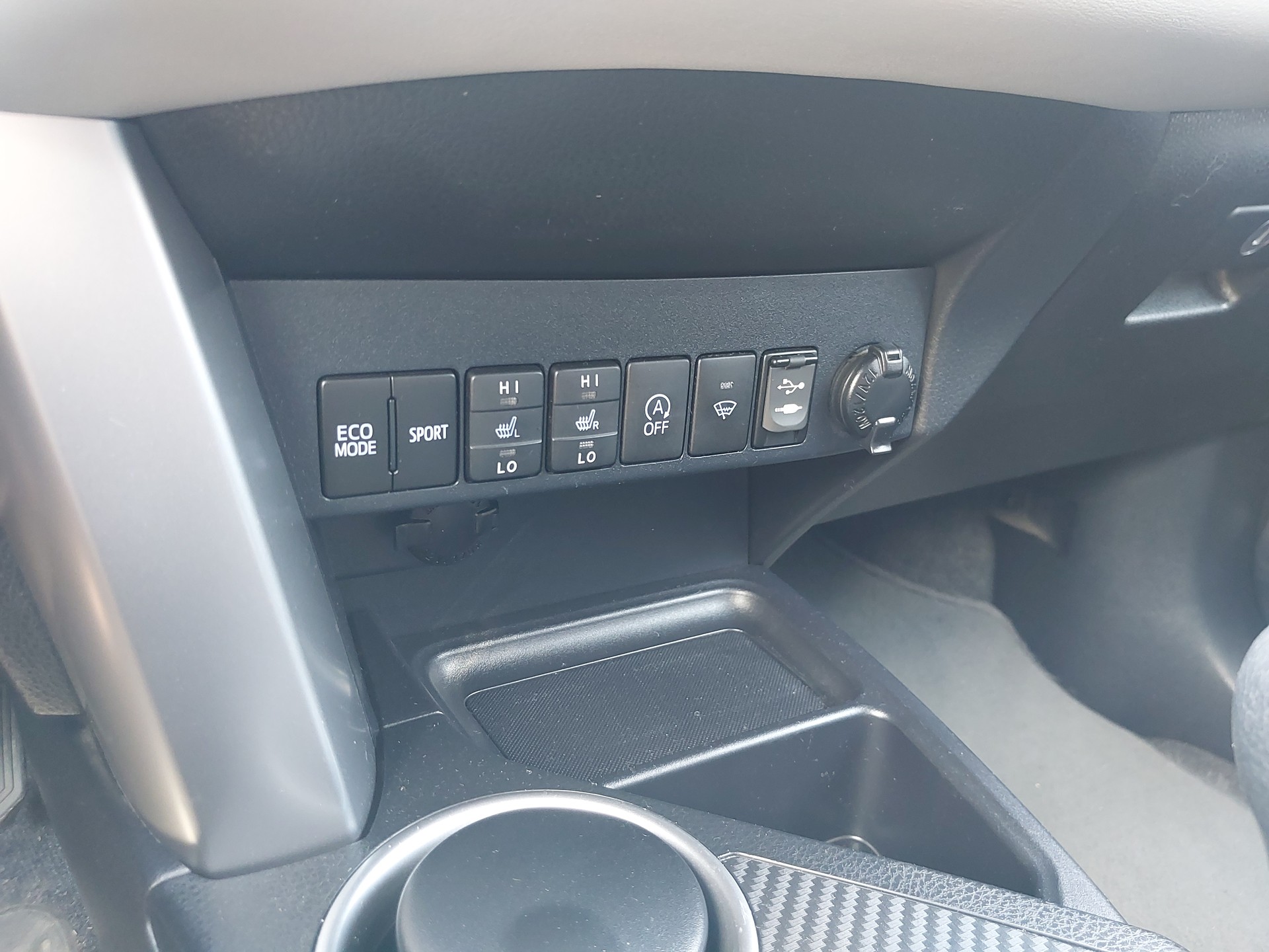 TOYOTA RAV-4 2.0 Sol Multidrive S-image-9