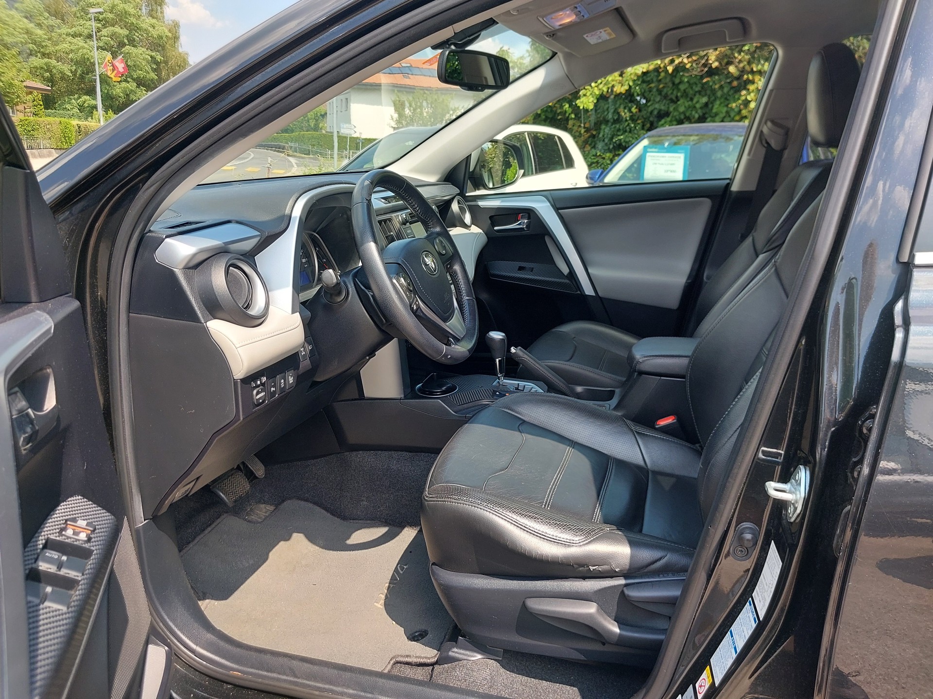 TOYOTA RAV-4 2.0 Sol Multidrive S-image-4