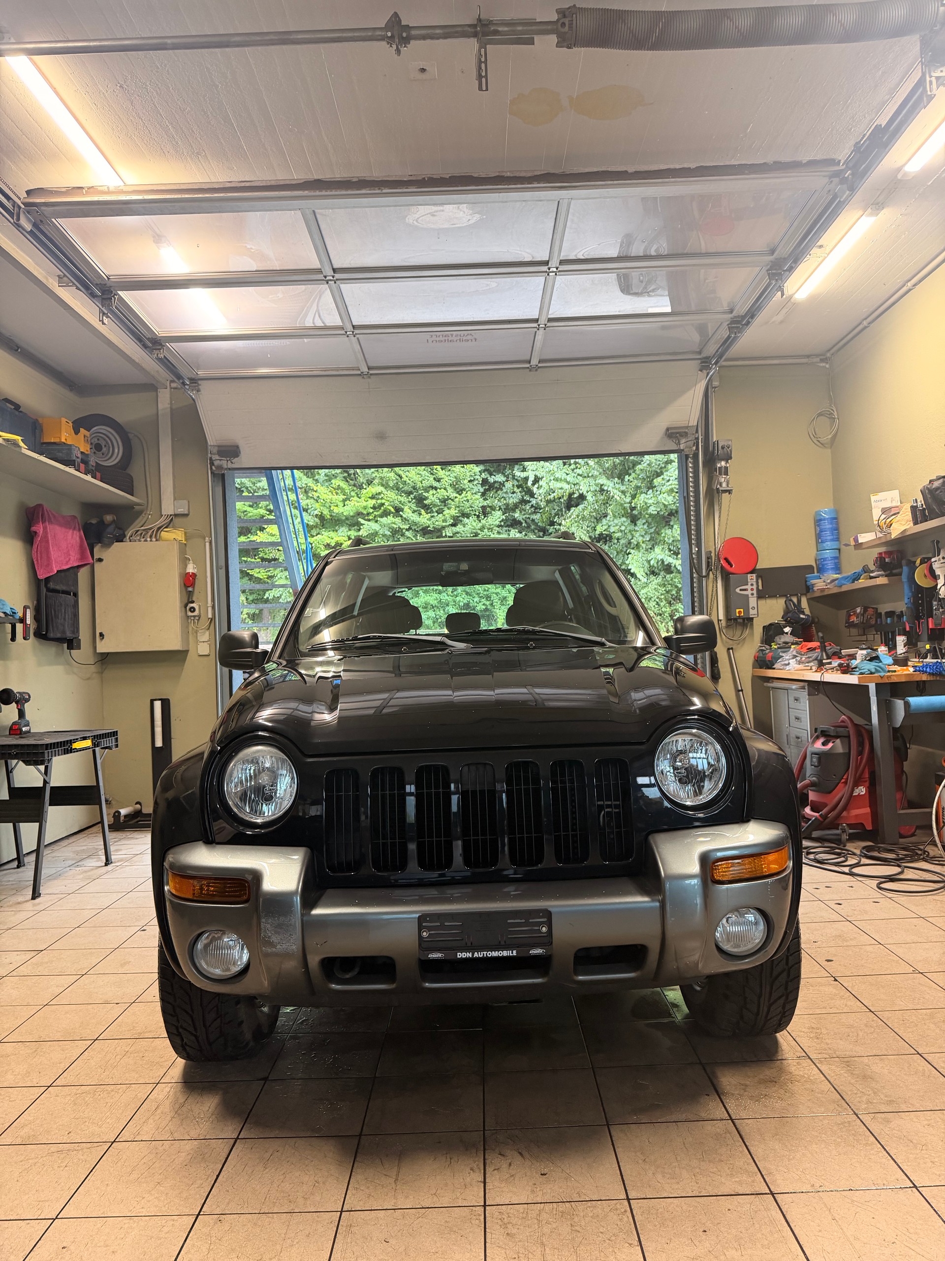 JEEP Cherokee 2.5 CRD Limited-image-0
