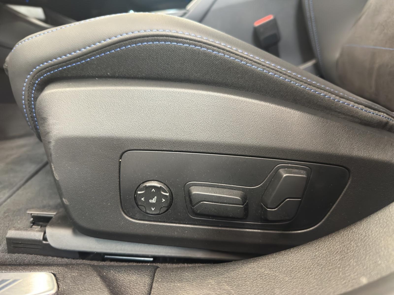 BMW M135i xDrive M Sportpaket Pro-image-15