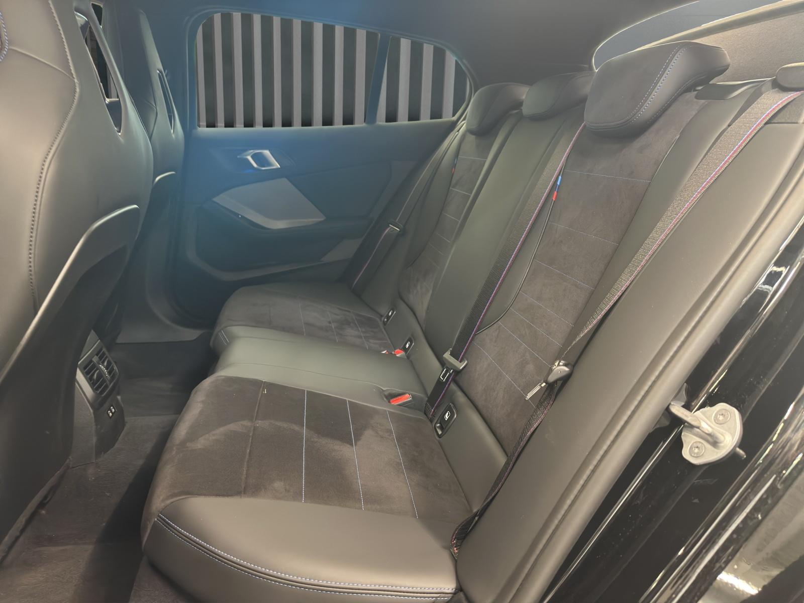 BMW M135i xDrive M Sportpaket Pro-image-19