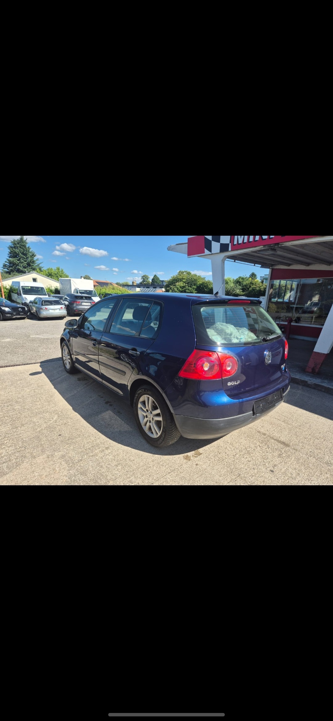 VW Golf 1.6 FSI Trendline-image-3