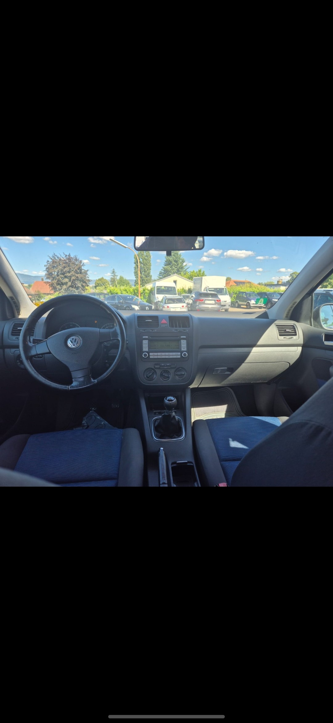 VW Golf 1.6 FSI Trendline-image-6