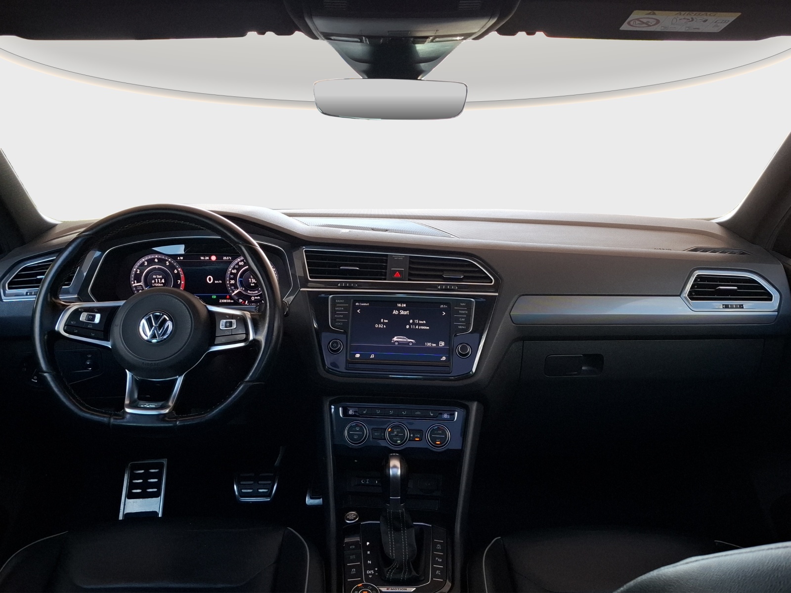 VW Tiguan 2.0TSI R Line Highline 4Motion DSG-image-11