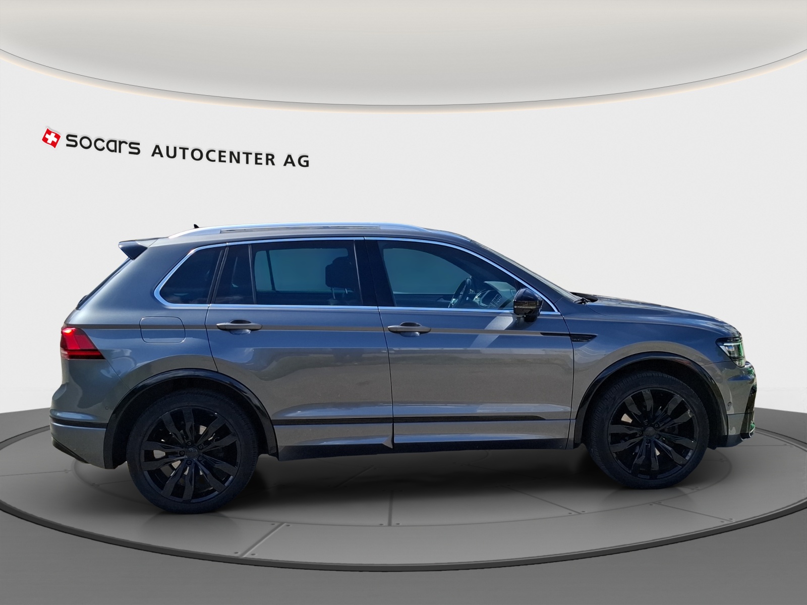 VW Tiguan 2.0TSI R Line Highline 4Motion DSG-image-6