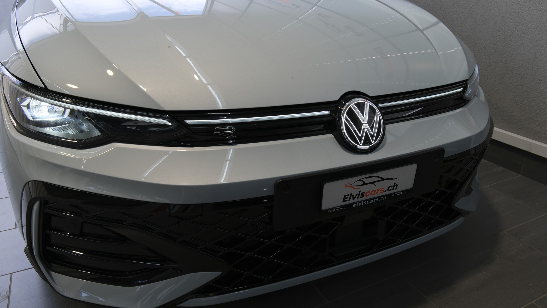 VW Golf 1.5 e TSI mHEV R-Line DSG * Black Style *-image-6