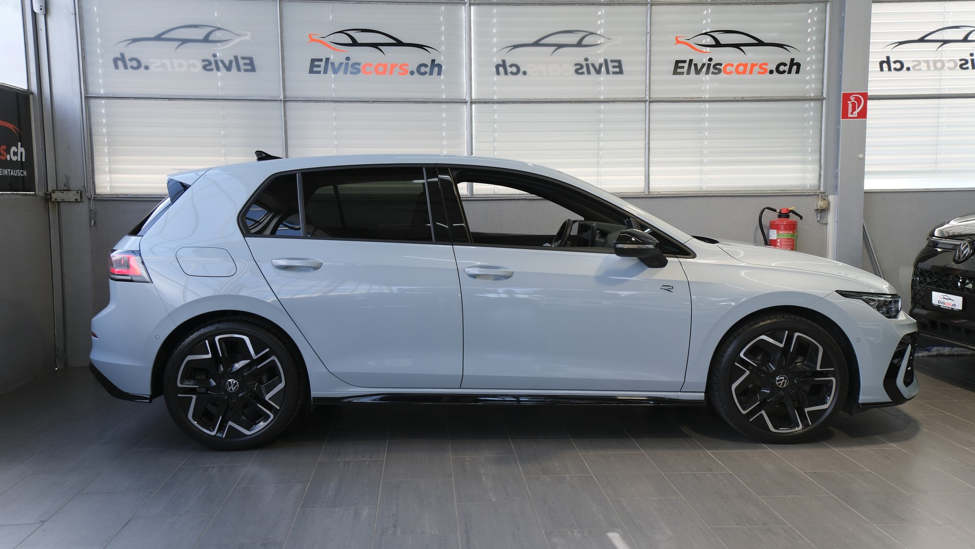 VW Golf 1.5 e TSI mHEV R-Line DSG * Black Style *-image-27