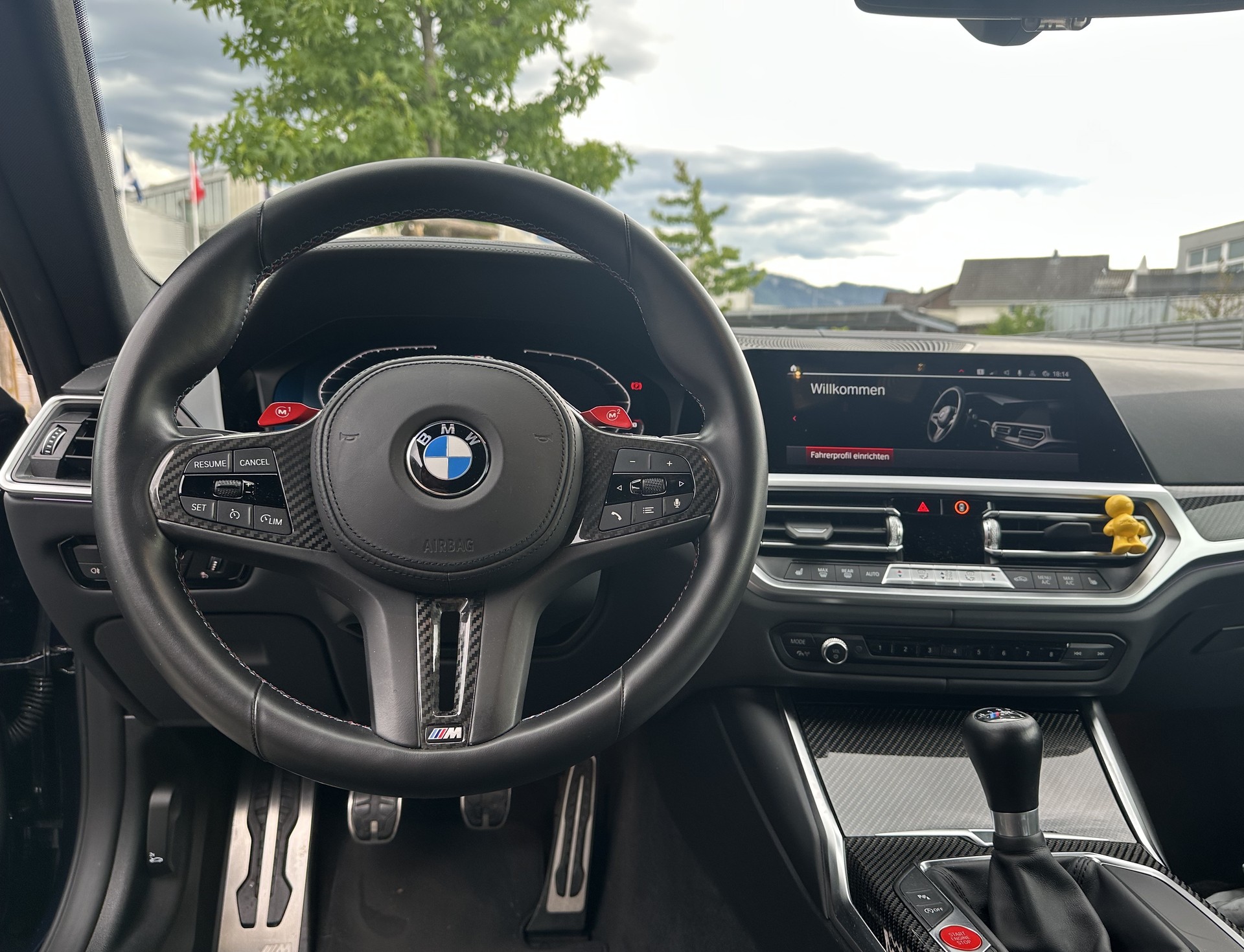 BMW M4-image-4