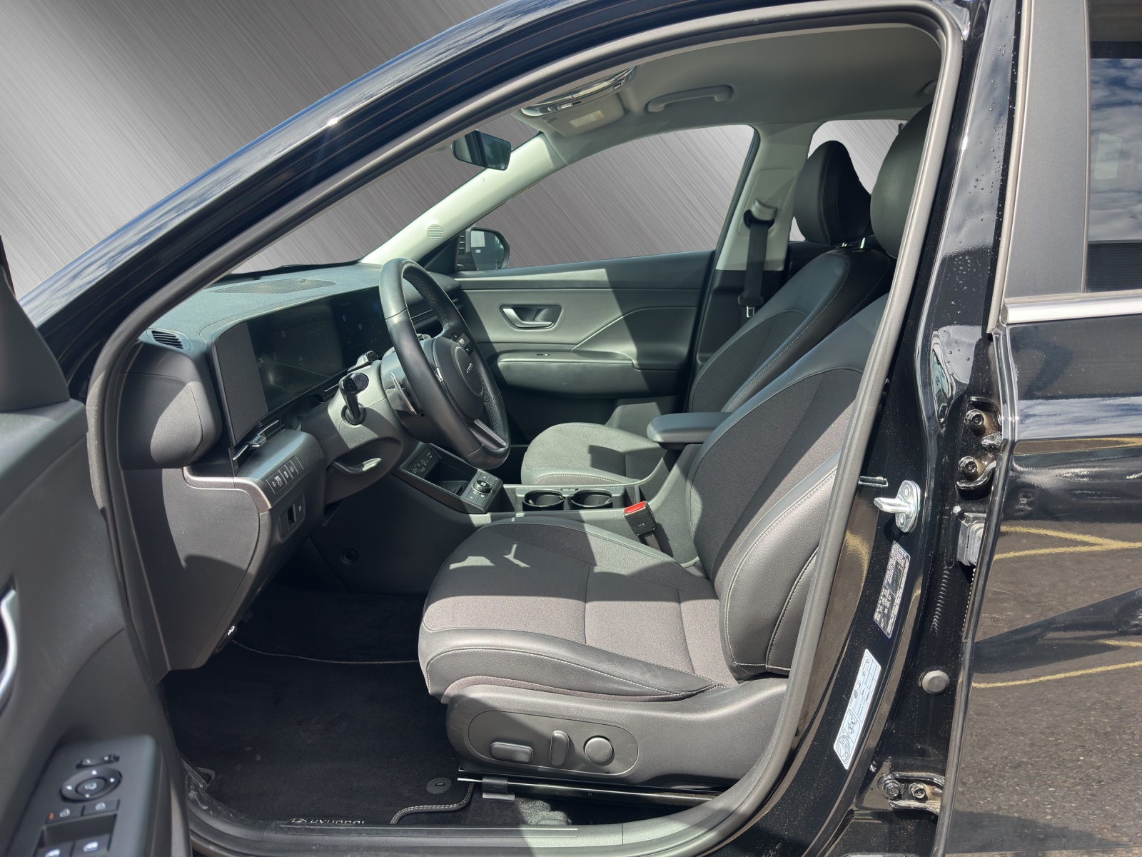 HYUNDAI Kona 1.6 GDi Hybrid Amplia-image-8