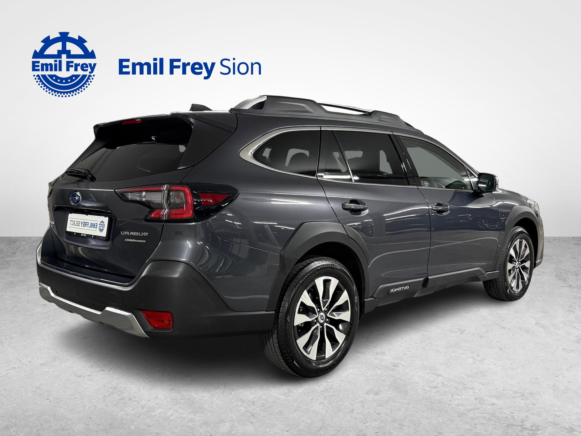 SUBARU Outback 2.5i Luxury-image-2