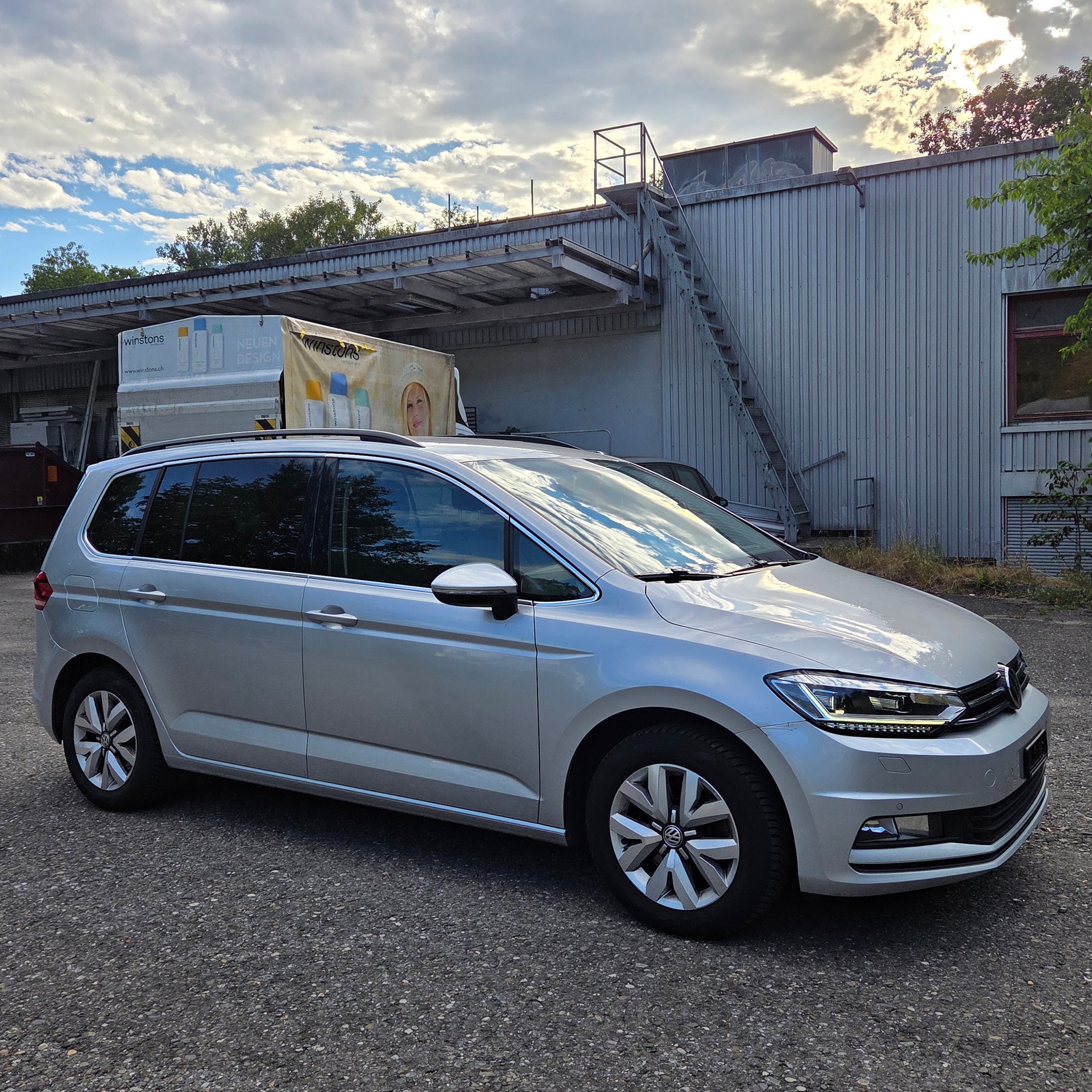 VW Touran 1.6 TDI BlueMotion Technology Comfortline DSG-image-1