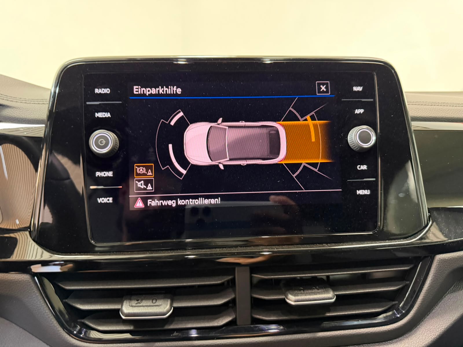 VW T-Roc Cabriolet 1.5 TSI EVO R-Line DSG-image-15