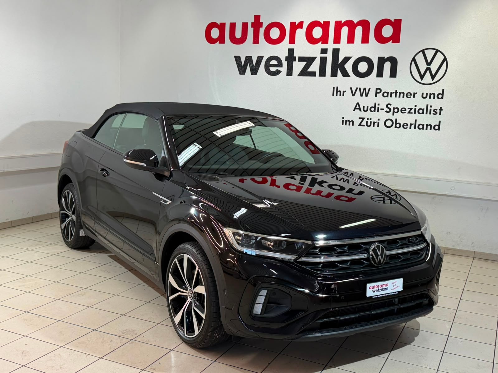 VW T-Roc Cabriolet 1.5 TSI EVO R-Line DSG-image-3
