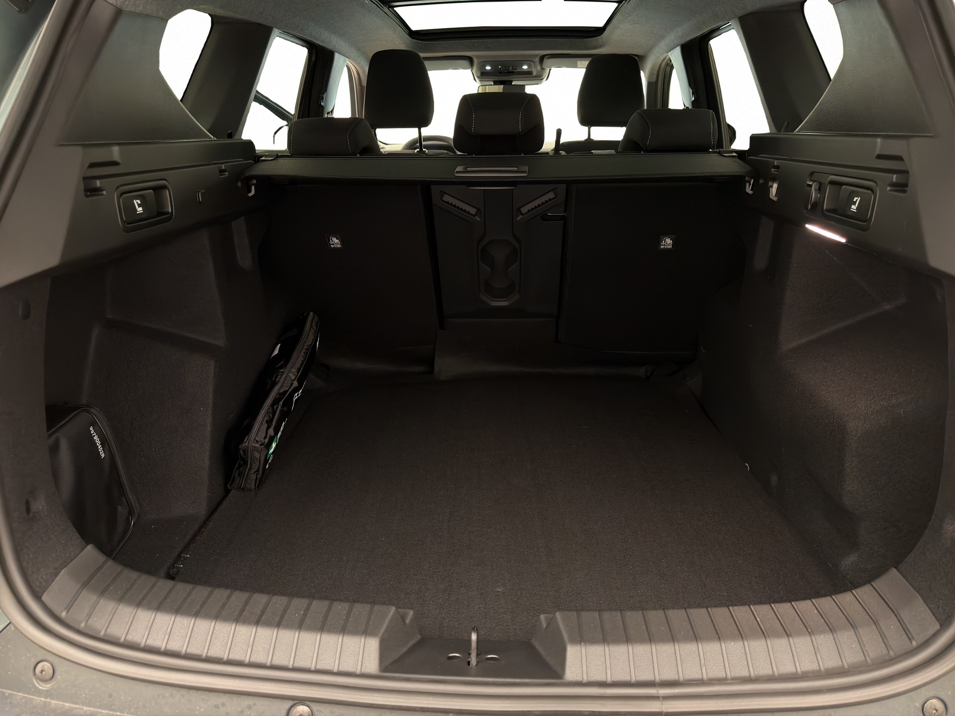 DACIA Bigster 1.2 Hybrid Journey 4WD-image-12