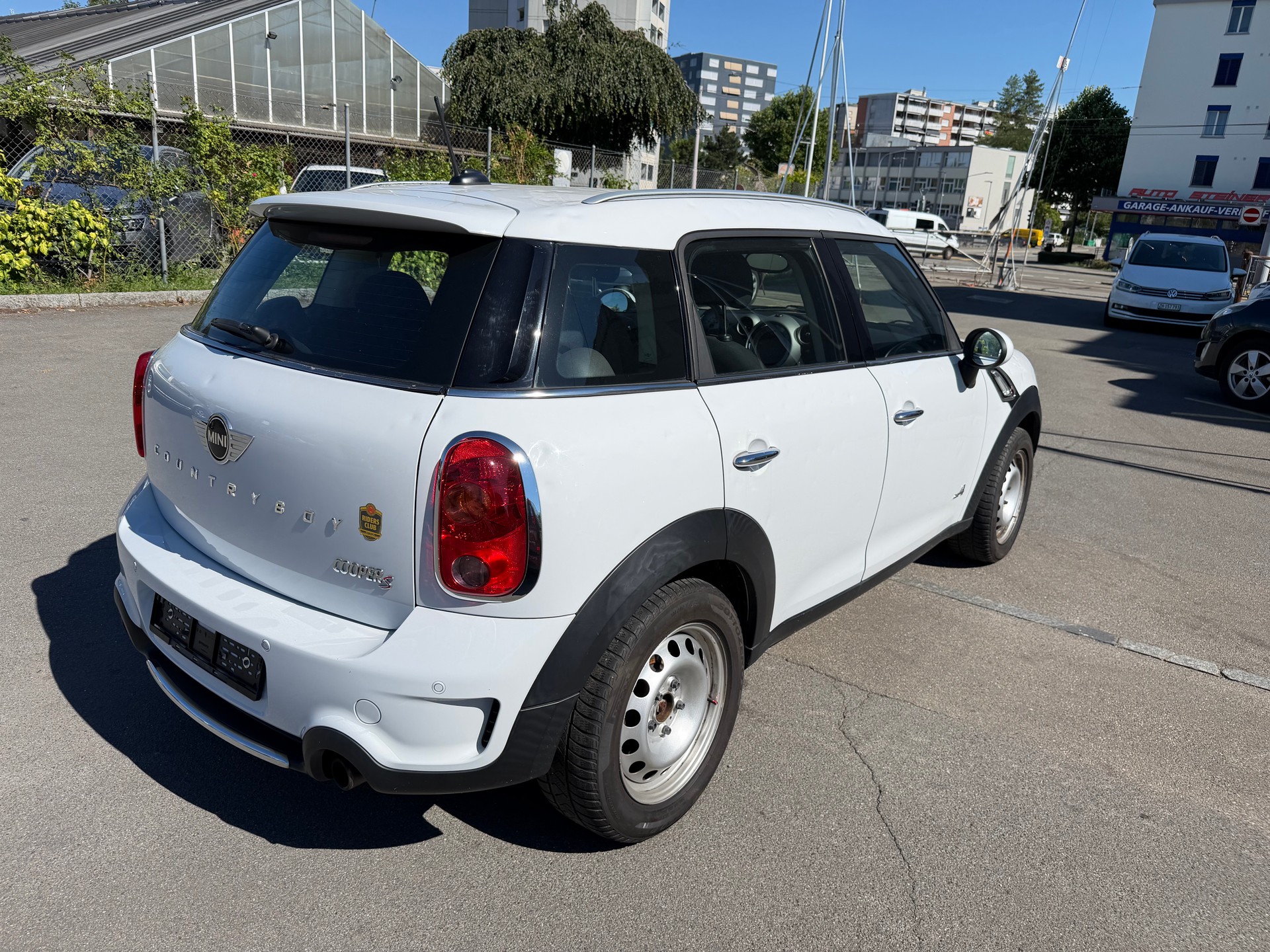 MINI Countryman Cooper S ALL4-image-4