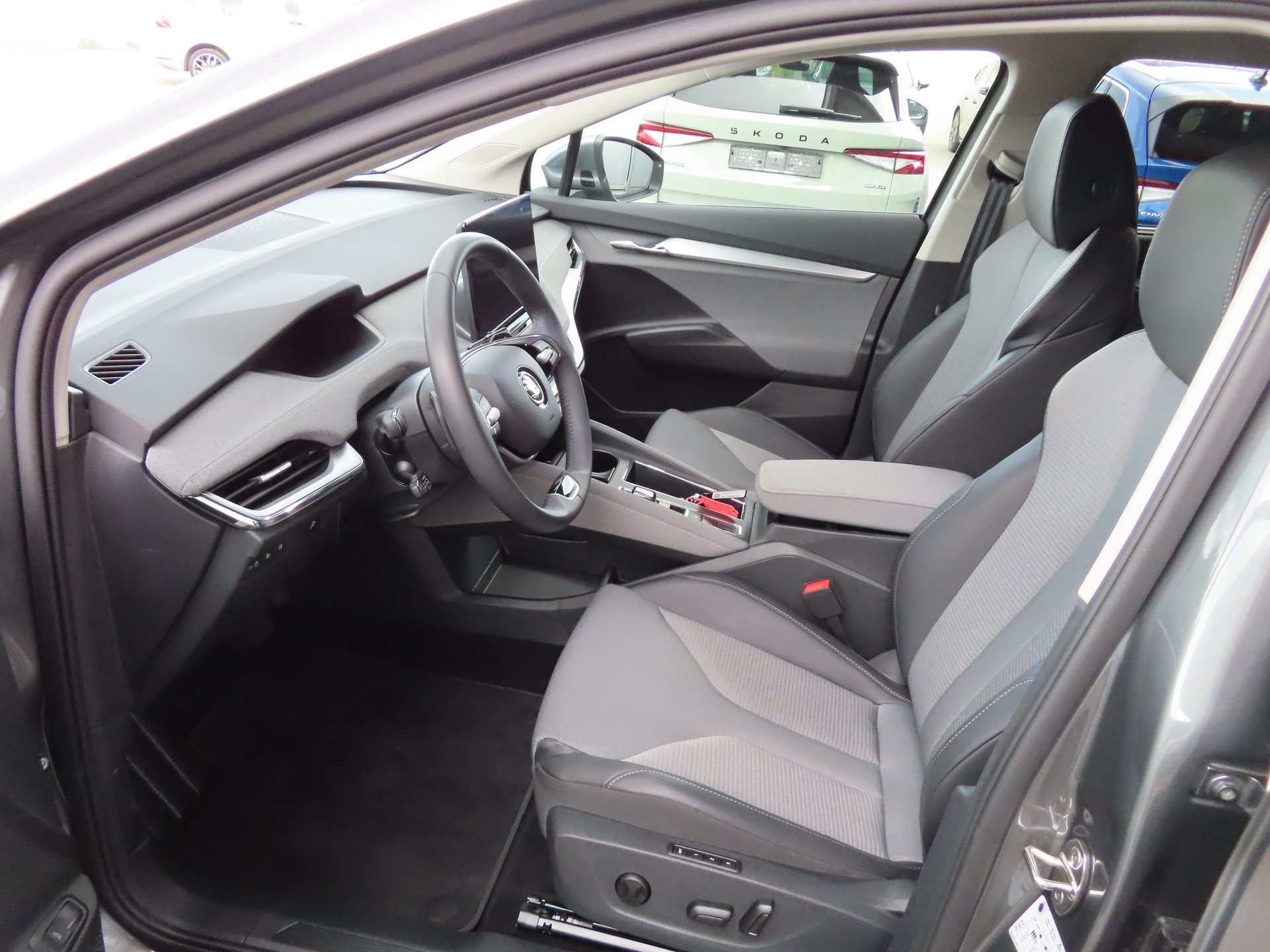 SKODA Enyaq 85-image-6