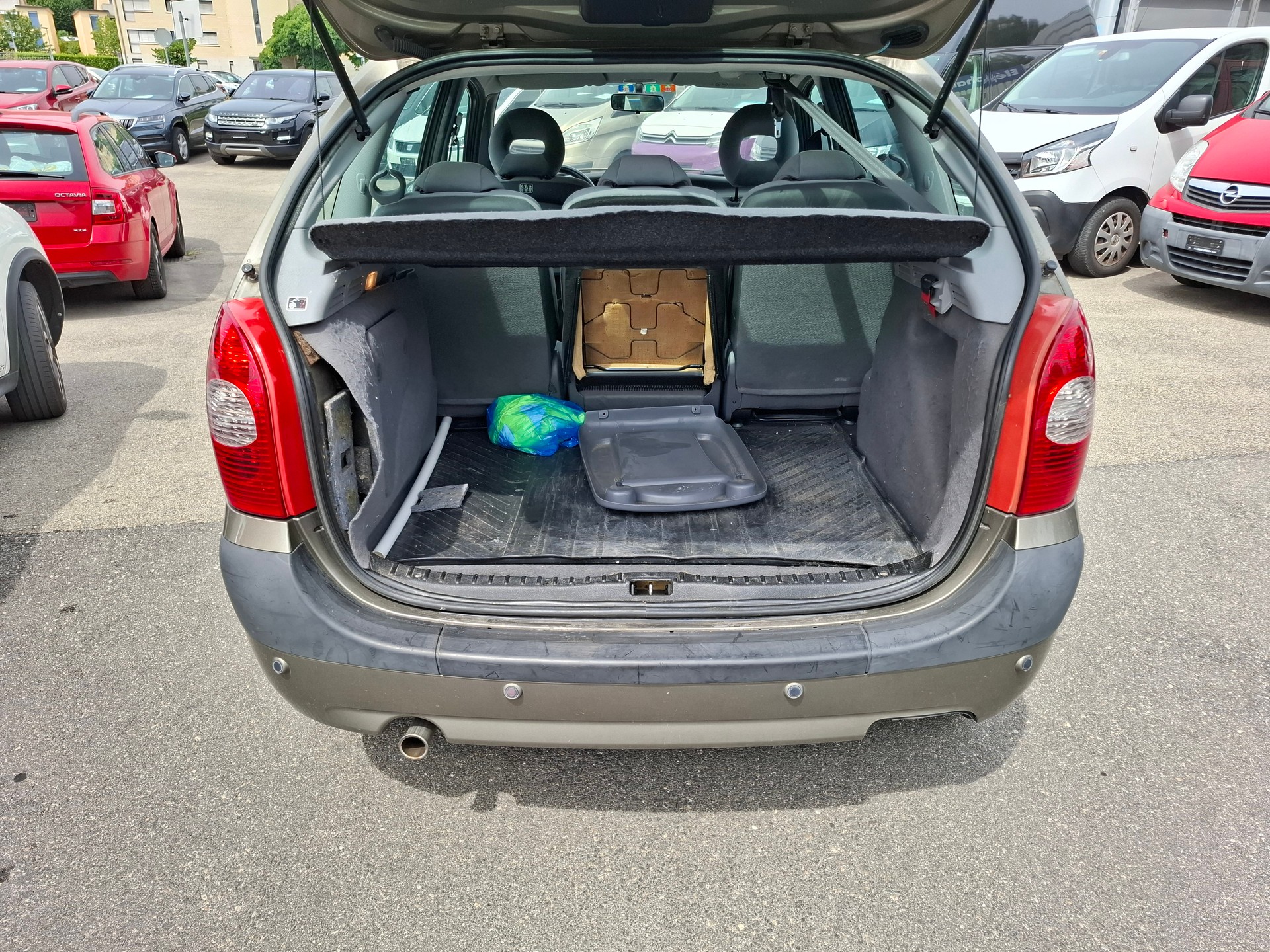 CITROEN Xsara Picasso 1.6i 16V Exclusive-image-9