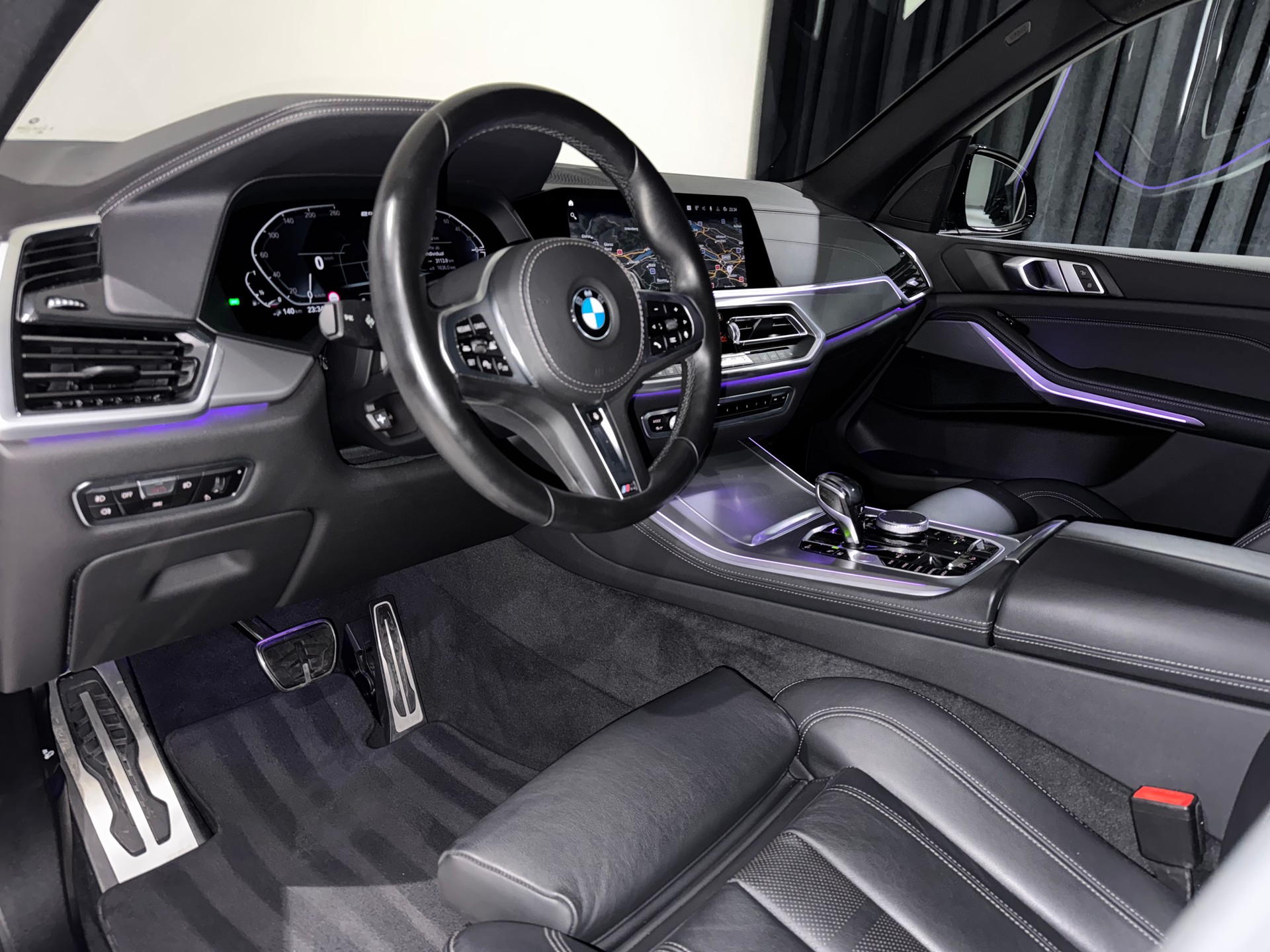 BMW X5 xDrive45e M Sport Steptronic | CH | 1.Hand |-image-11