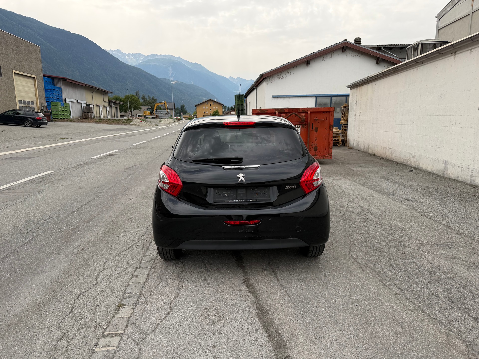 PEUGEOT 208 1.2 VTI Active-image-7