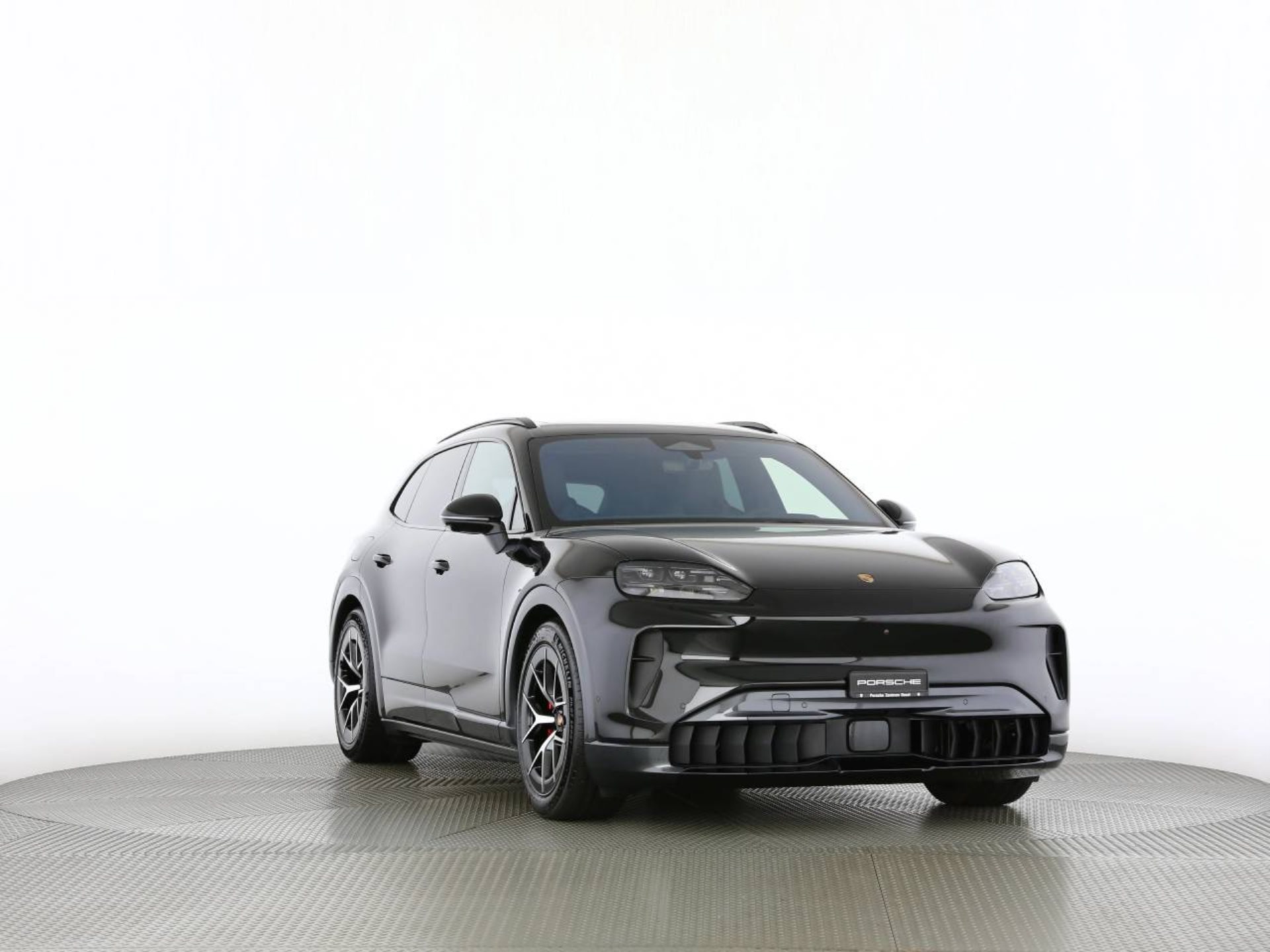 PORSCHE Cayenne S Electric-image-28