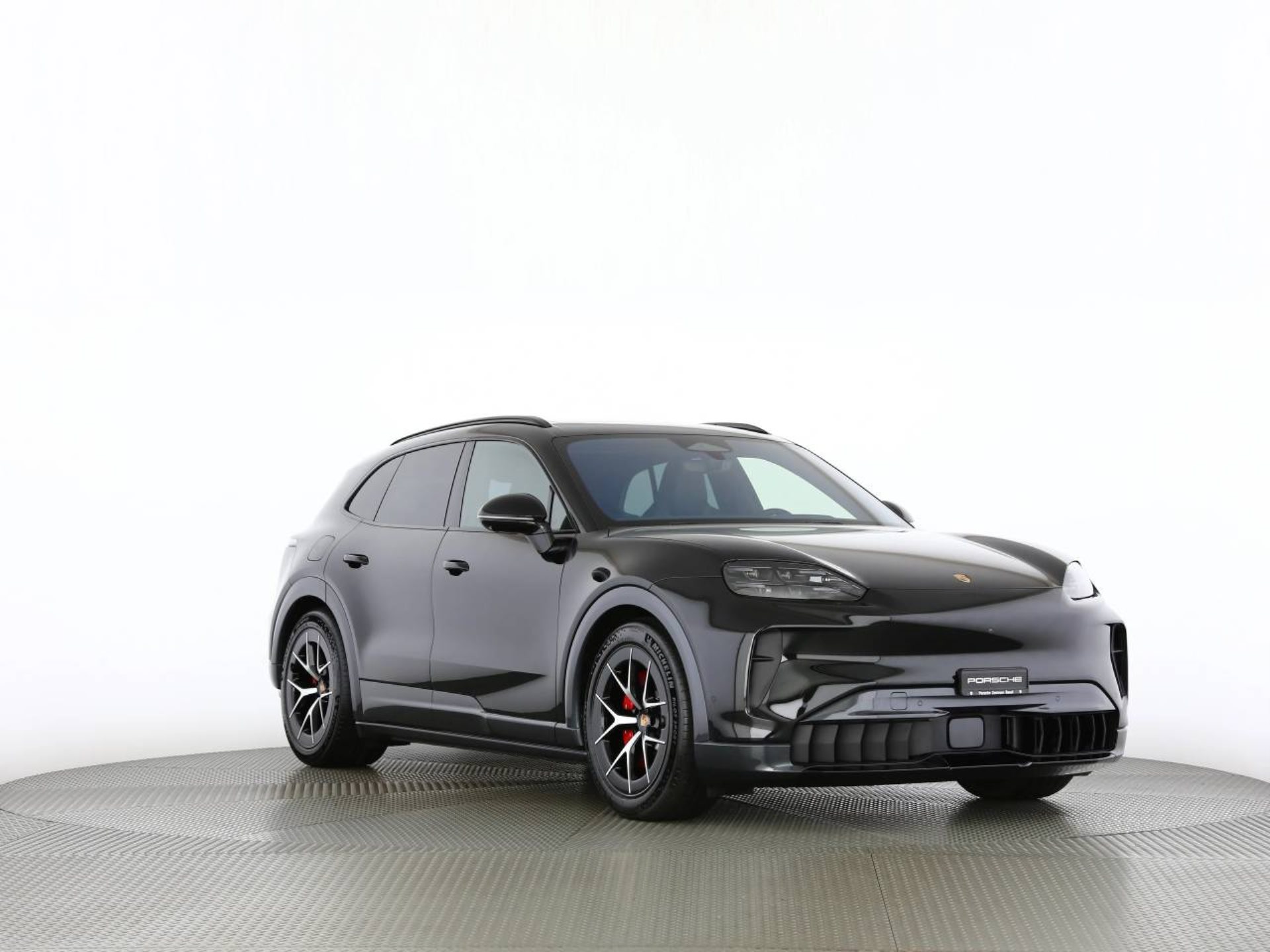 PORSCHE Cayenne S Electric-image-27