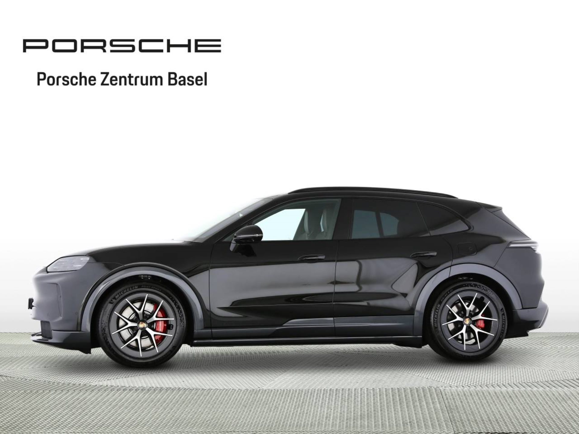 PORSCHE Cayenne S Electric-image-1
