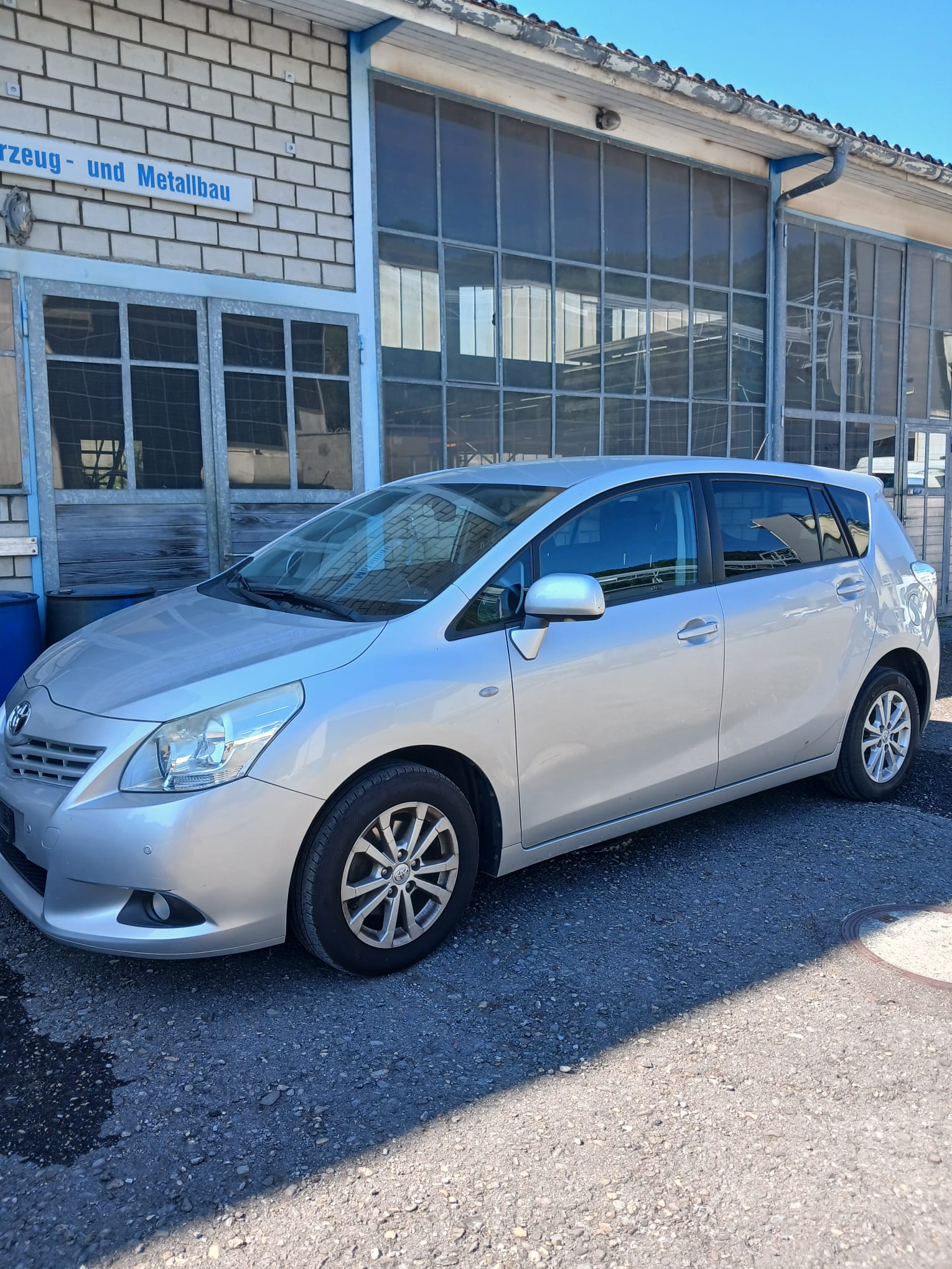 TOYOTA Verso 1.8 Family-image-1