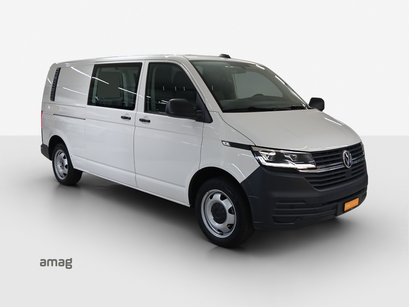 VW T6.1 2.0 TDI 4Motion DSG-image-5