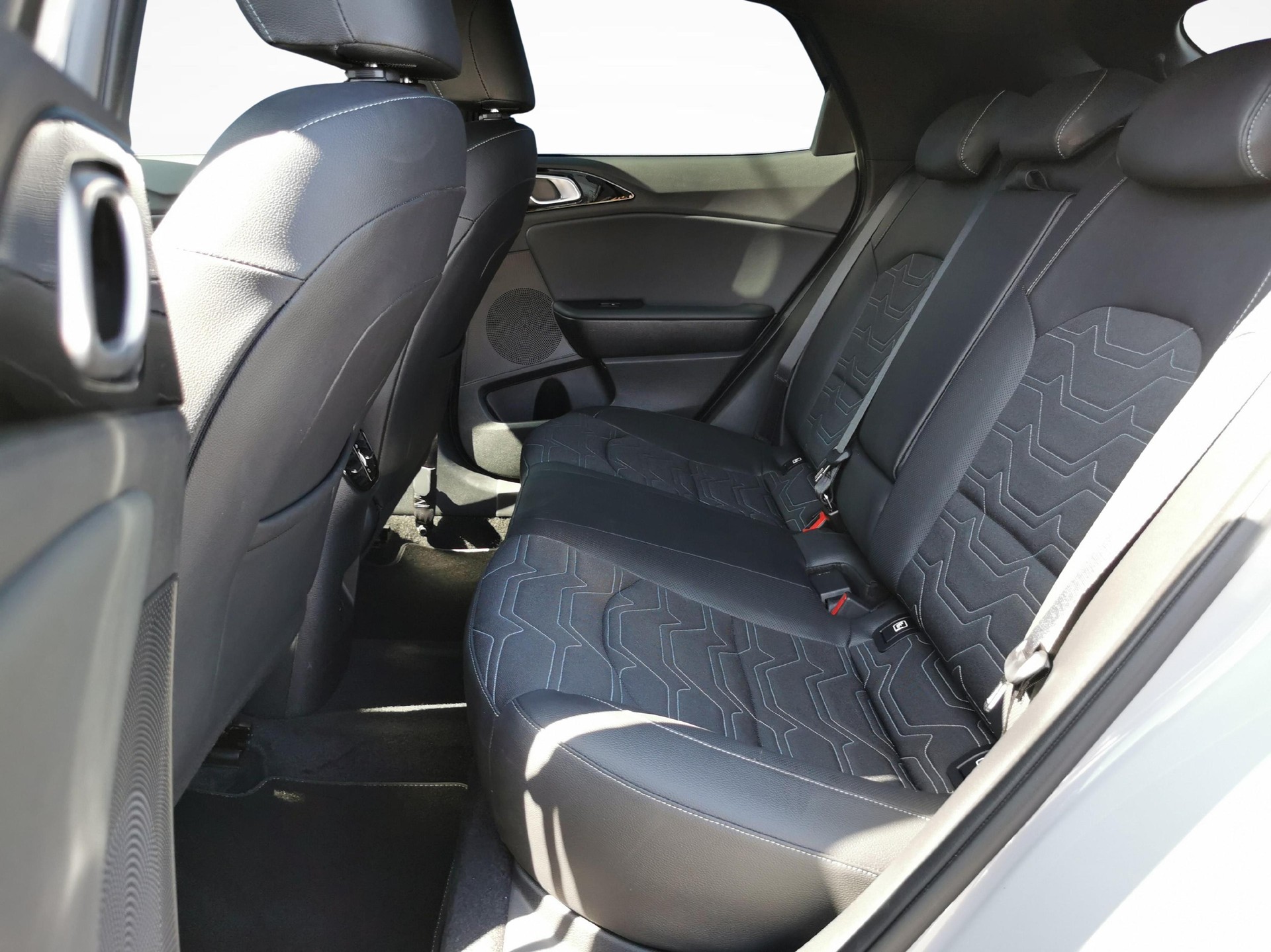 KIA XCeed 1.6 T-GDi Greydition-image-6