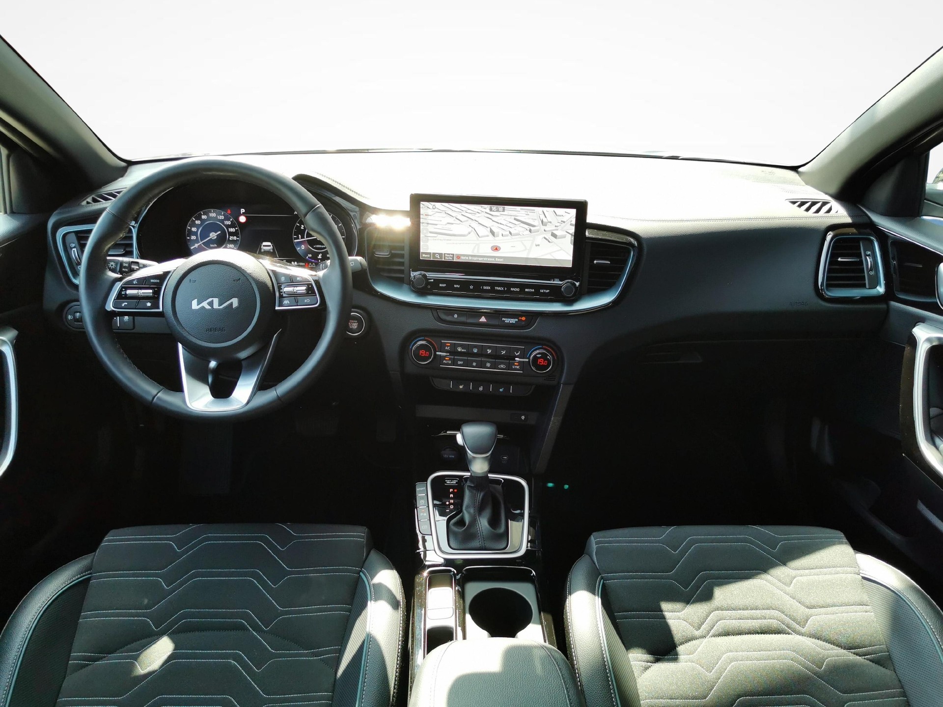 KIA XCeed 1.6 T-GDi Greydition-image-4