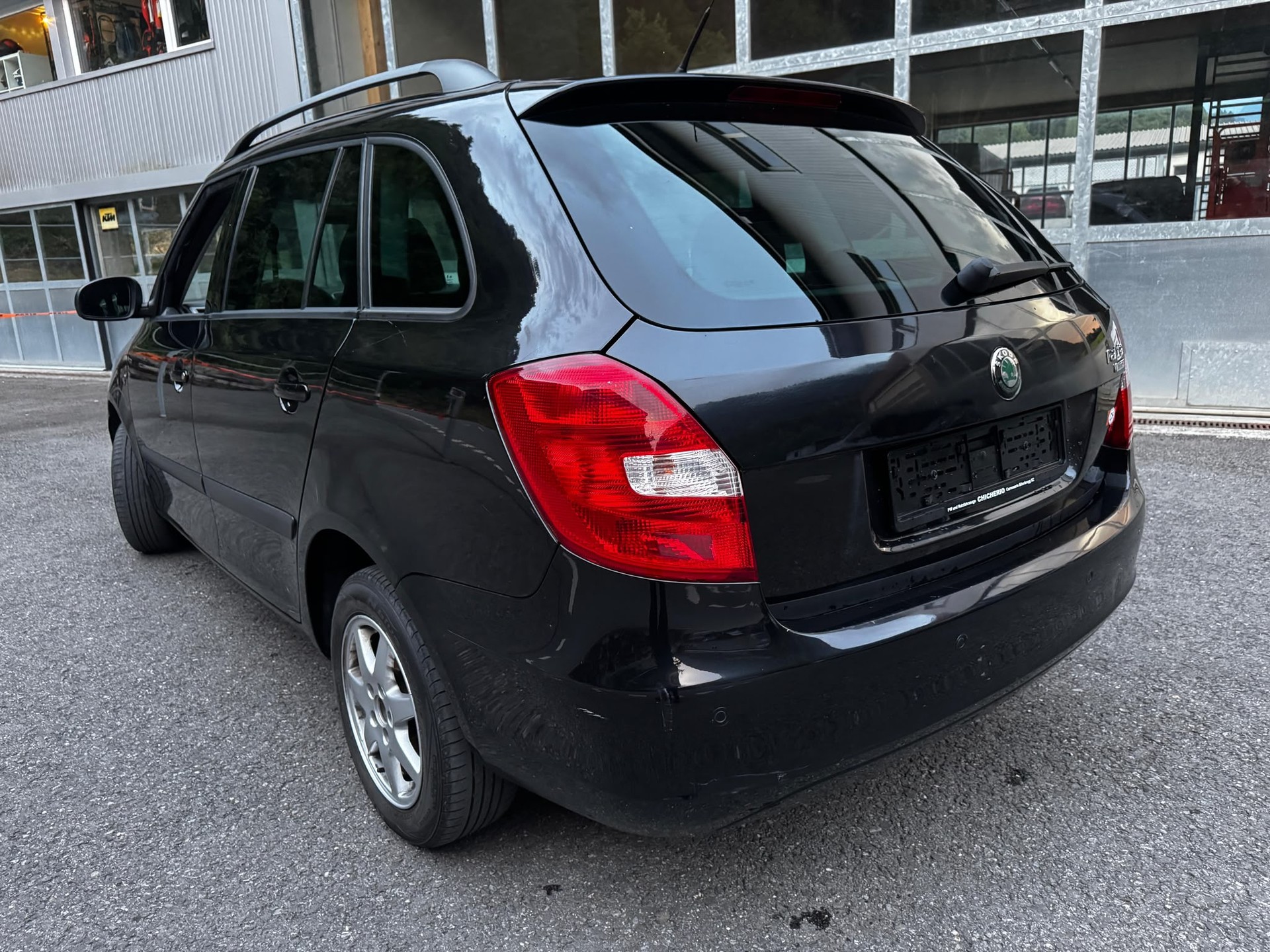 SKODA Fabia 1.2 Entry-image-1