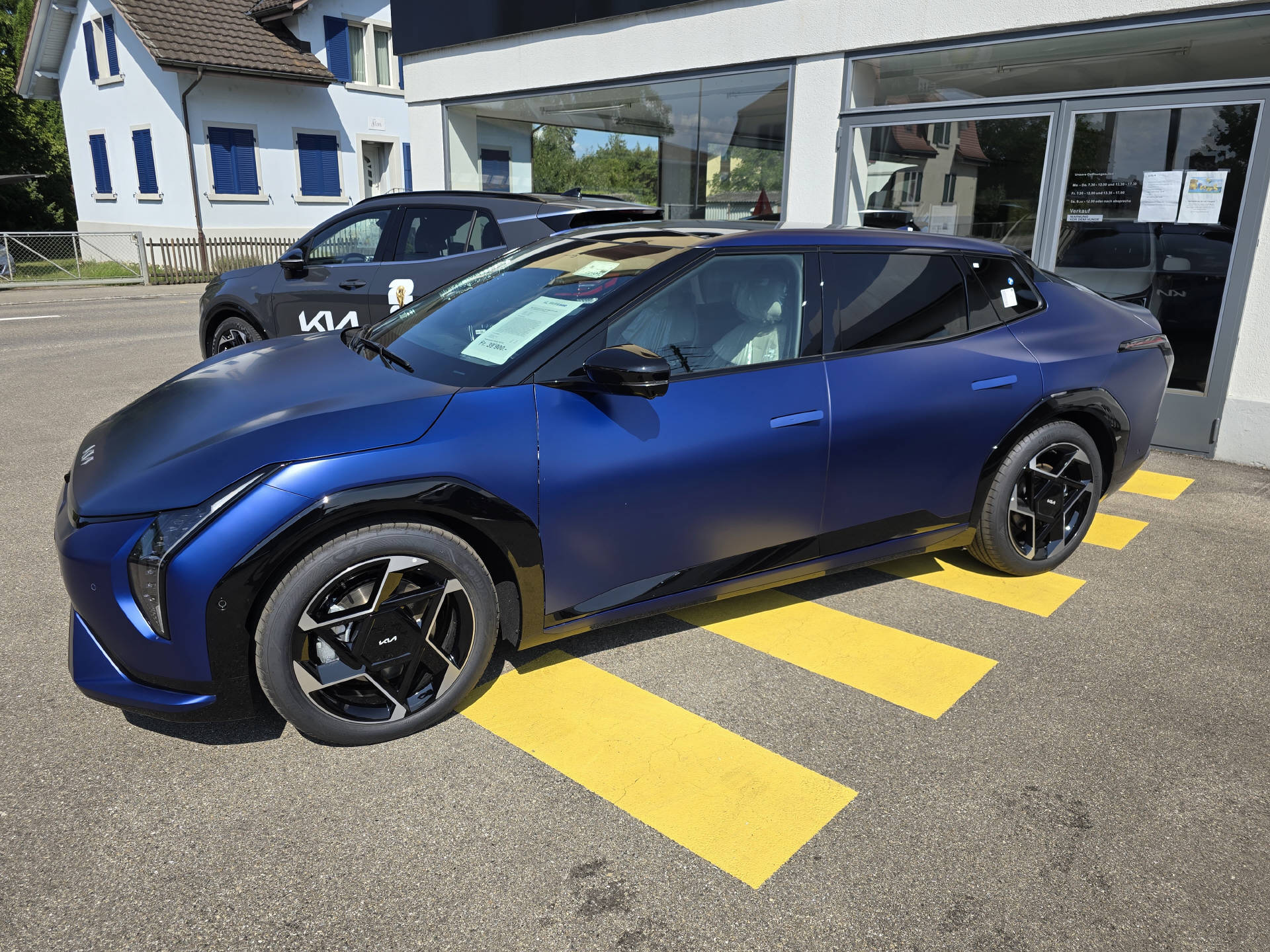 KIA EV4 Fastback 81 kWh GT-Line-image-1