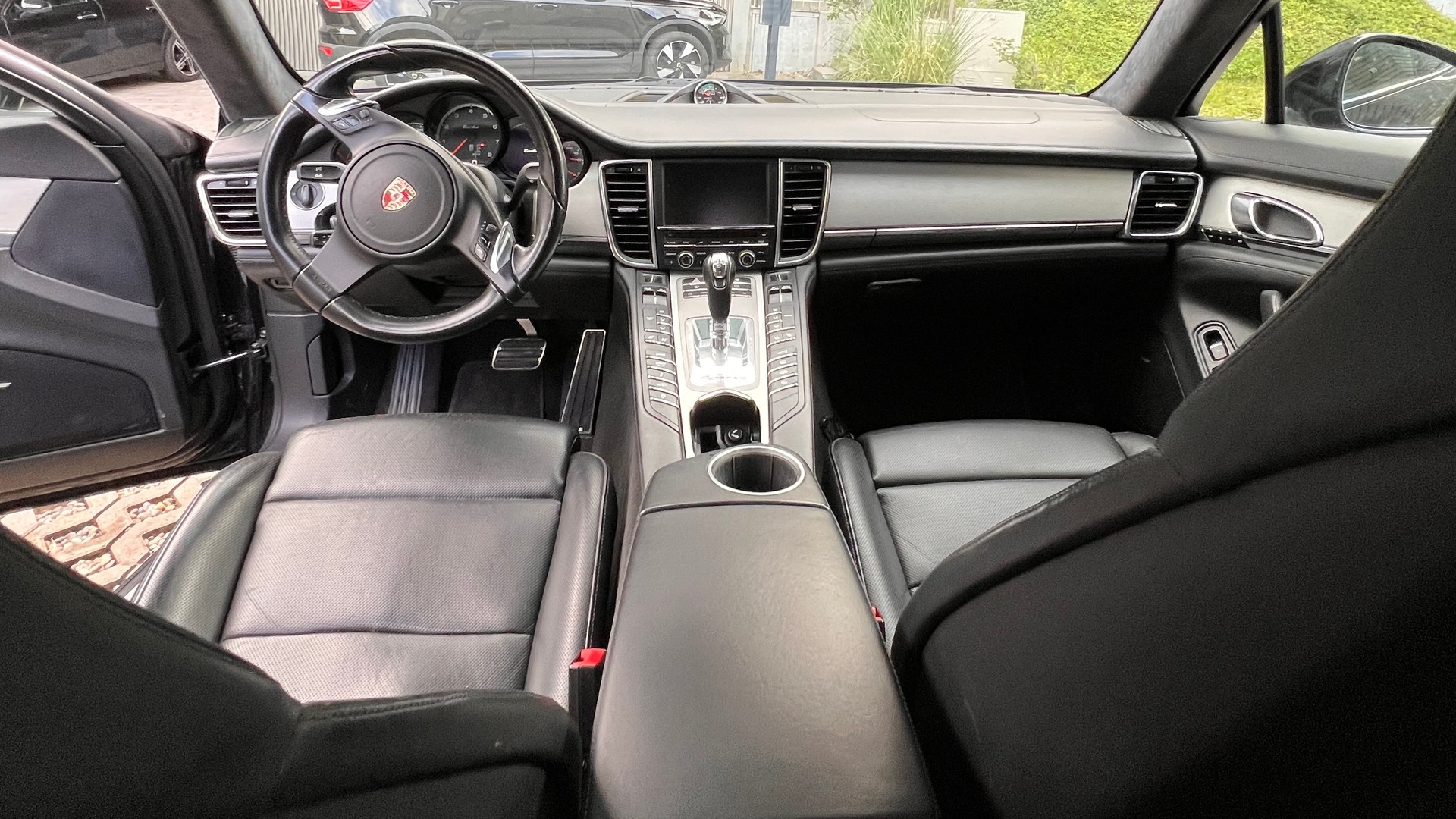 PORSCHE Turbo-image-2