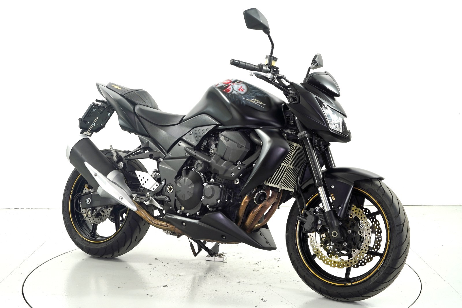 KAWASAKI Z 750 ABS-showroom-element-1