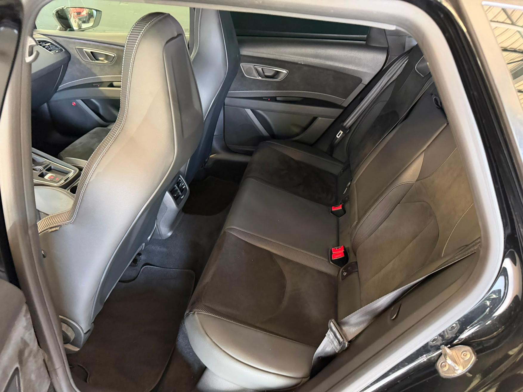 SEAT Leon ST 2.0 TSI 370 Cupra 4Drive DSG AbT-image-9