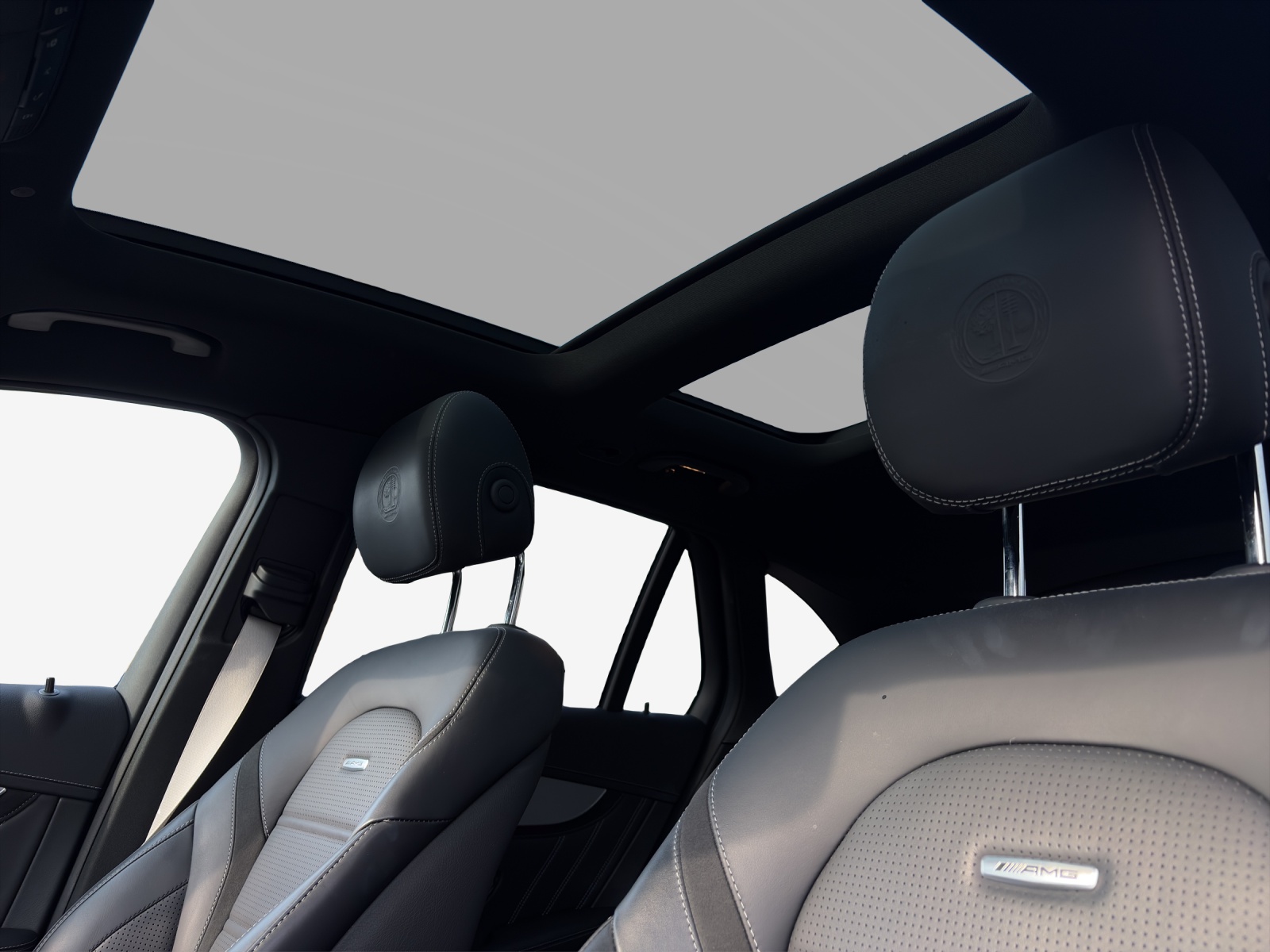 MERCEDES-BENZ GLC 63 S AMG 4Matic 9G-Tronic-image-13