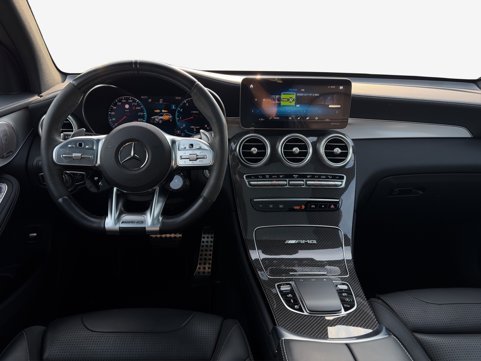 MERCEDES-BENZ GLC 63 S AMG 4Matic 9G-Tronic-image-8
