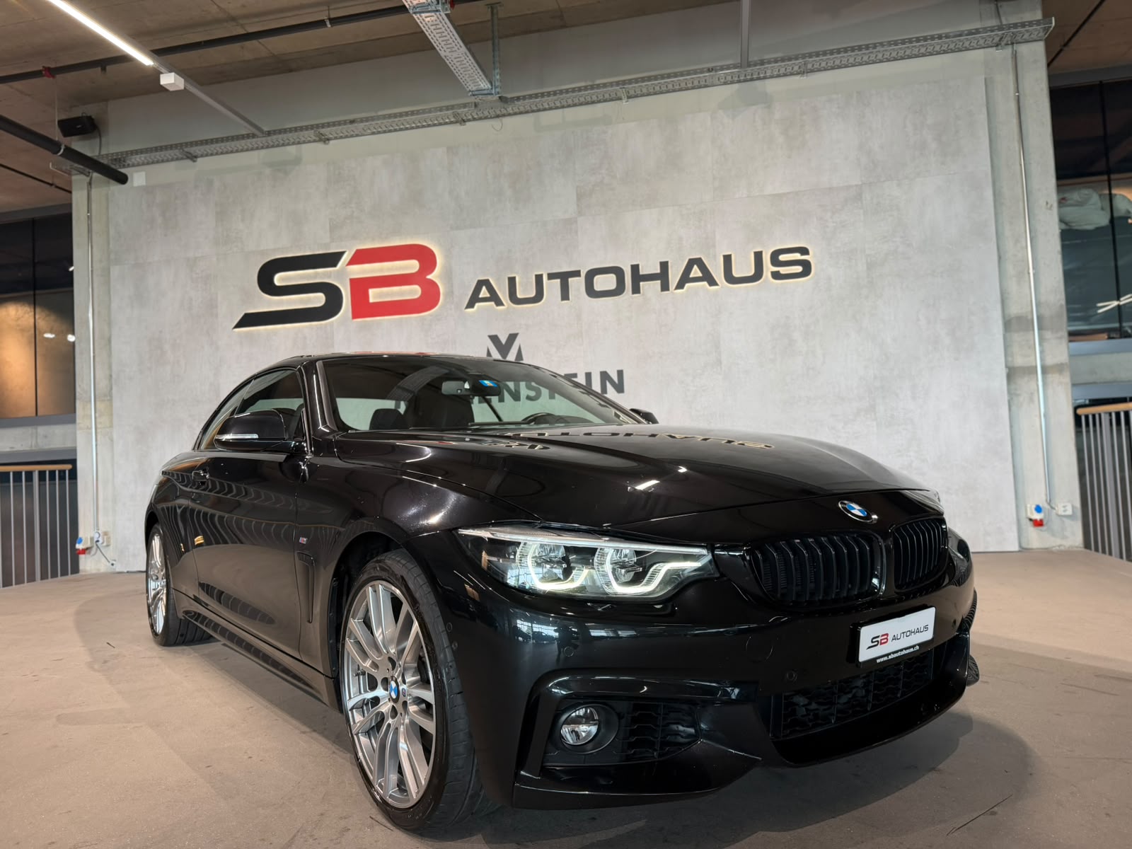 BMW 440i Cabriolet xDrive M Sport Individual Steptronic (CH)-image-2