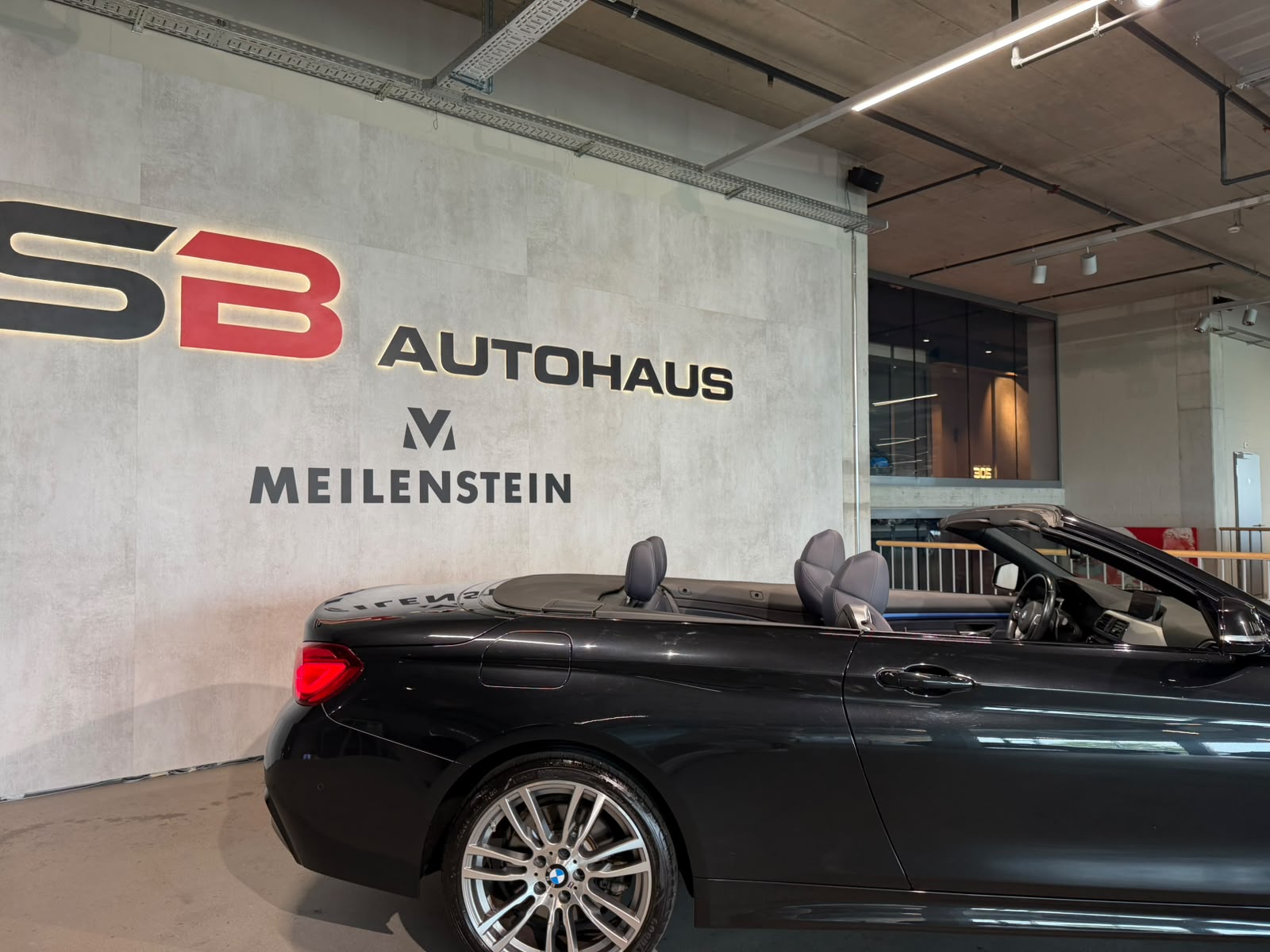 BMW 440i Cabriolet xDrive M Sport Individual Steptronic (CH)-image-8