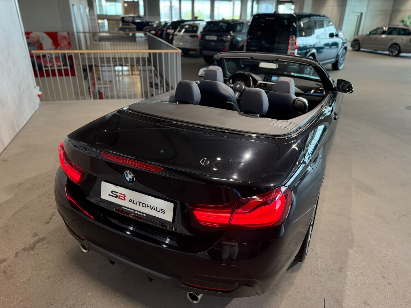 BMW 440i Cabriolet xDrive M Sport Individual Steptronic (CH)-image-13