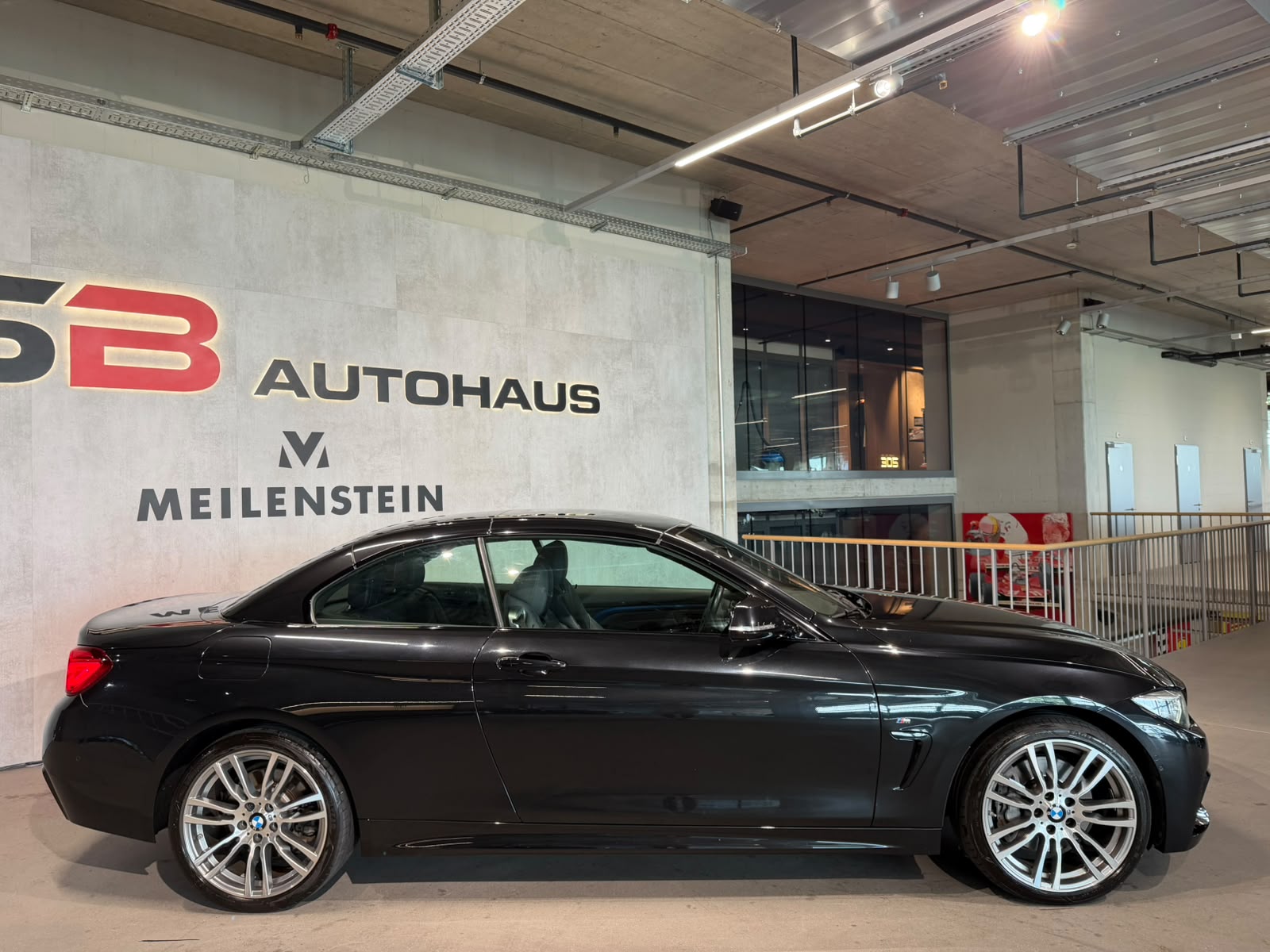 BMW 440i Cabriolet xDrive M Sport Individual Steptronic (CH)-image-5