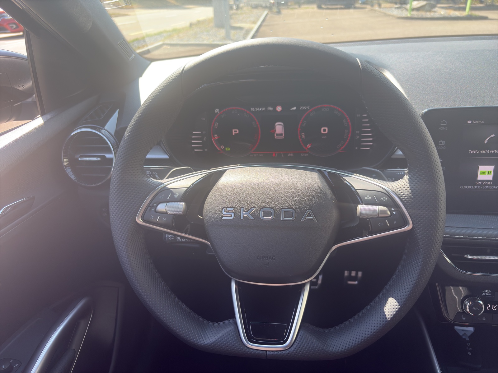 SKODA Fabia 1.5 TSI 130 DSG-image-11