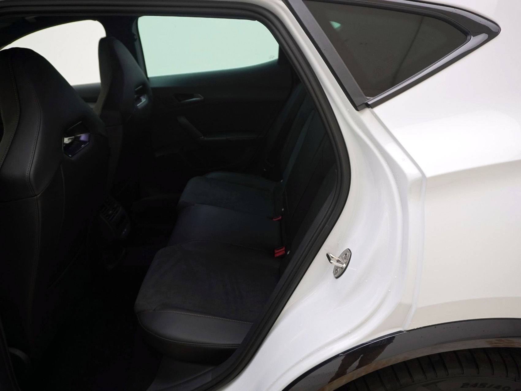 CUPRA Formentor 2.0 TSI 4Drive DSG-image-8