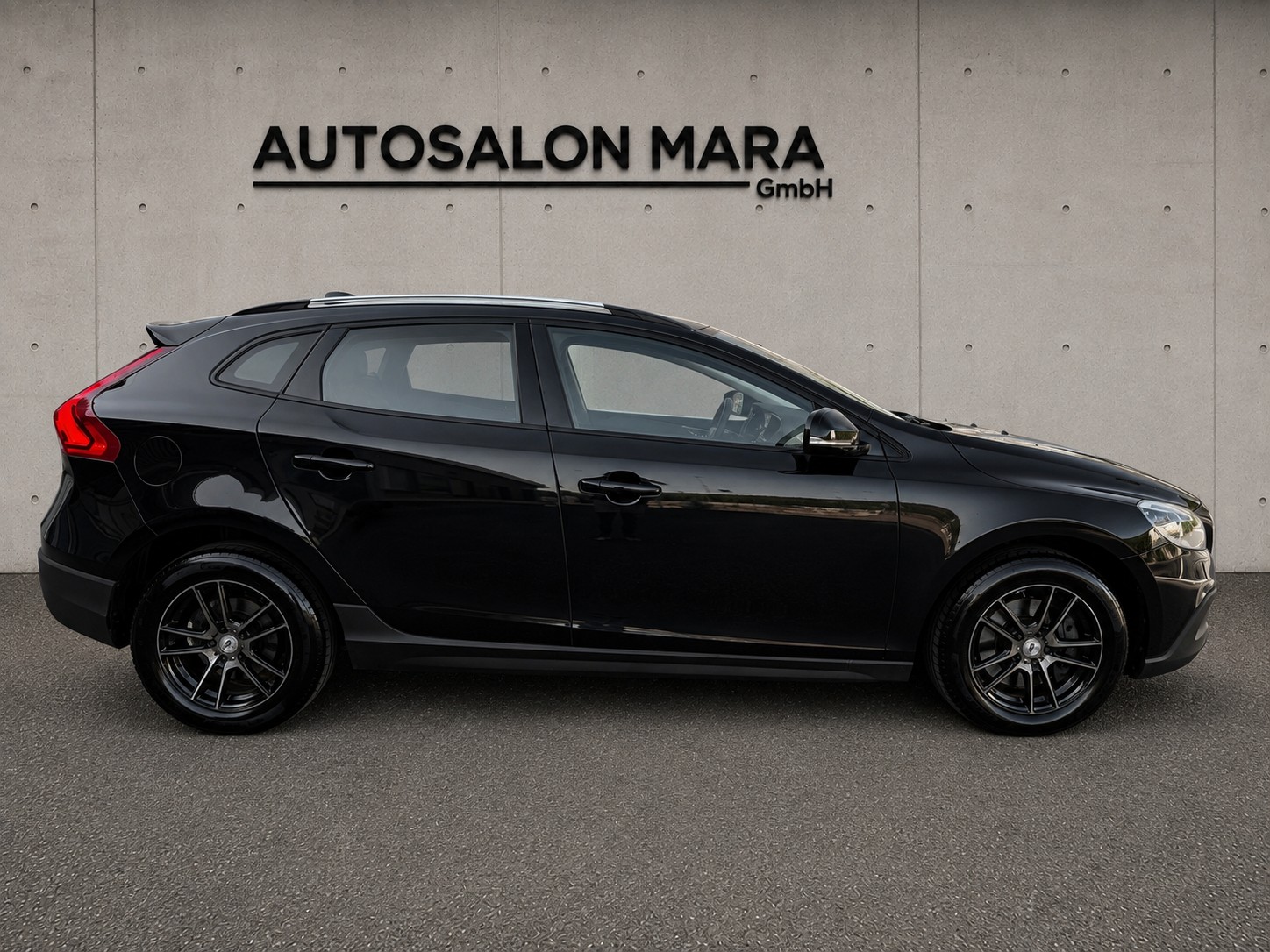 VOLVO V40 Cross Country T4 2.0 AWD Summum Geartronic-image-6