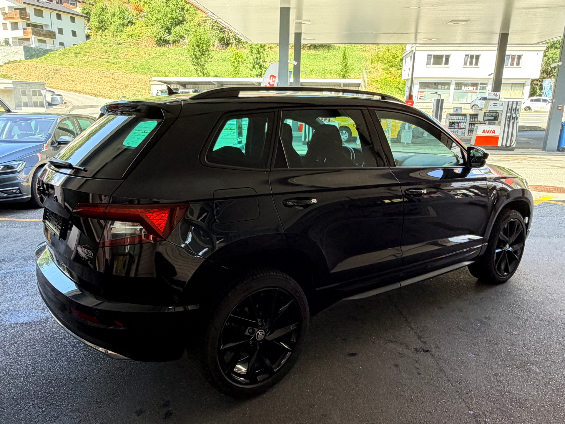 SKODA Karoq 2.0 TSI SportLine DSG 4x4-image-2
