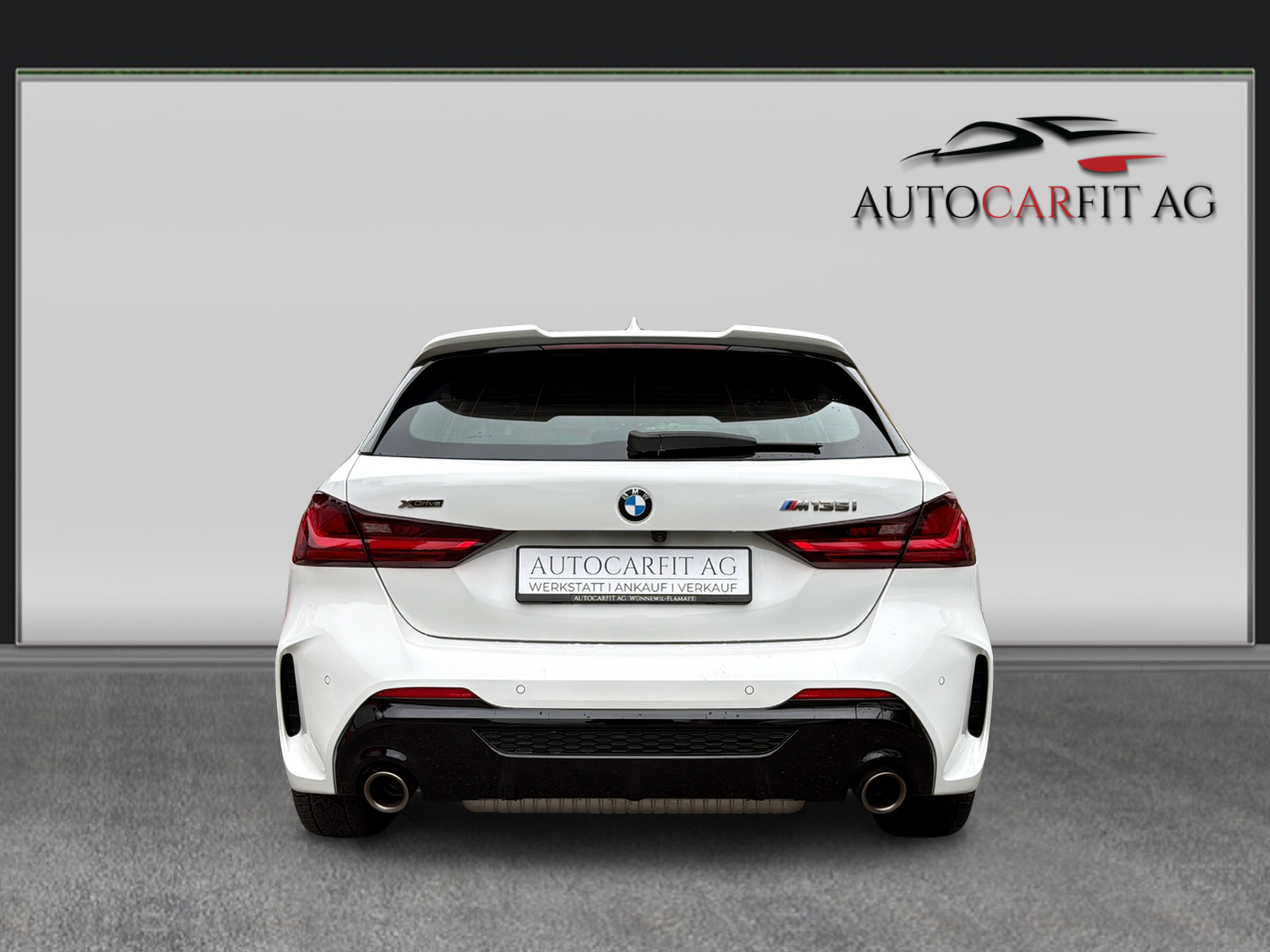 BMW M135i xDrive Steptronic-image-5