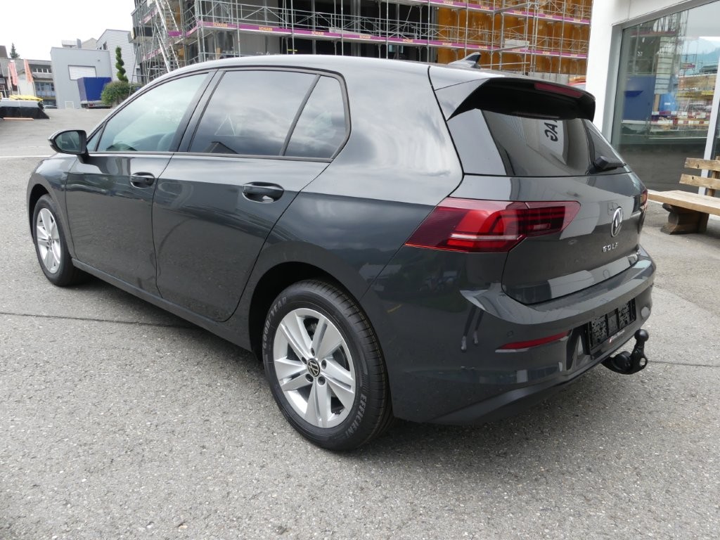 VW Golf 1.5 e TSI mHEV Value DSG-image-1
