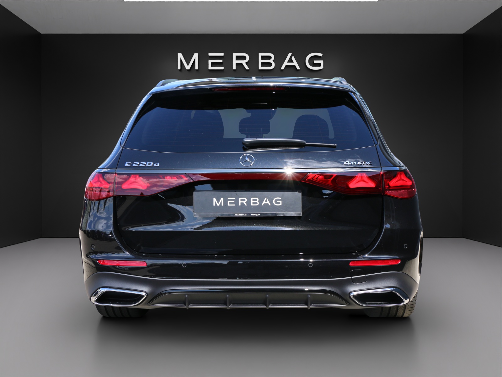 MERCEDES-BENZ E 220 d 4MATIC T-Modell "Swiss Star"-image-3